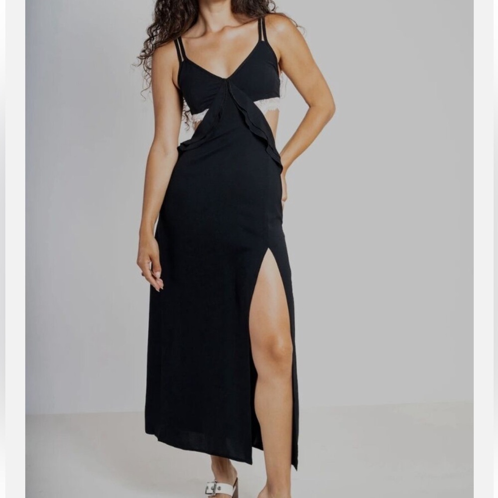 *BLOGGERS FAVE* Zara cut out black dress with lace insets XS